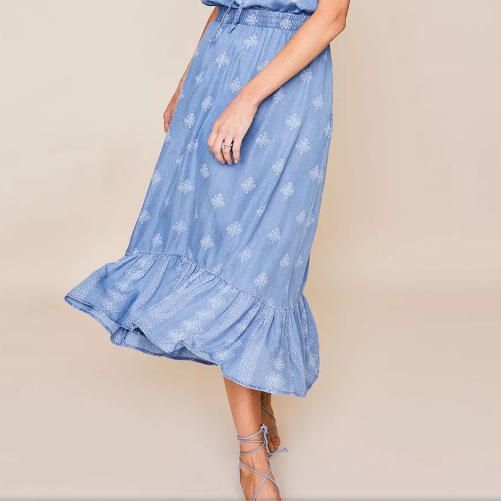 NWT skirt